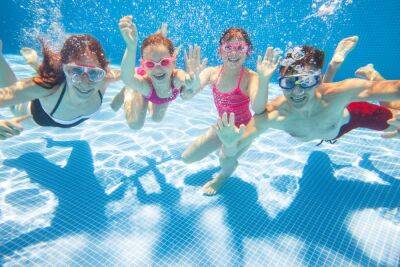 10 детей отравились хлором в бассейне Хадеры - news.israelinfo.co.il - Иерусалим