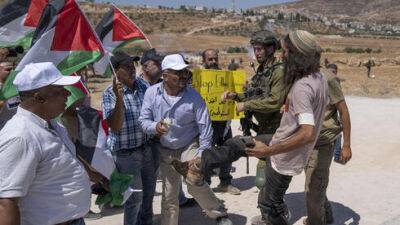 Вооруженное столкновение в Самарии: убит палестинец, бросавший камни в израильтян - vesty.co.il - Израиль