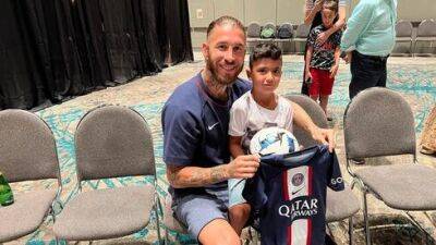 Серхио Рамос - Потерявший отца в теракте 5-летний Рамос встретился с футболистом ПСЖ, в честь которого был назван - vesty.co.il - Израиль - Франция - Испания