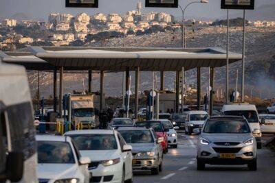 Бен Гурион - Израиль ослабит ограничения на въезд палестинцев в страну - nashe.orbita.co.il - Израиль - Иерусалим - Эйлат