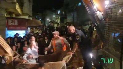 Мэрия Иерусалима требует от 17 ортодоксов 5 млн шекелей за акции протеста против трамвая - vesty.co.il - Израиль - Иерусалим