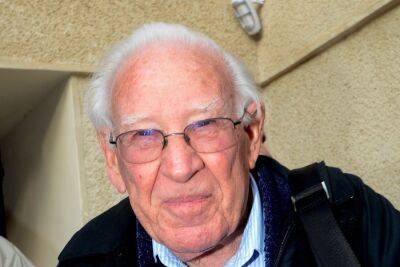 Аарон Ядлин - "Человек видения и действия": на 97-м году жизни скончался один из лидеров рабочего движения и лауреат Премии Израиля - 9tv.co.il - Израиль