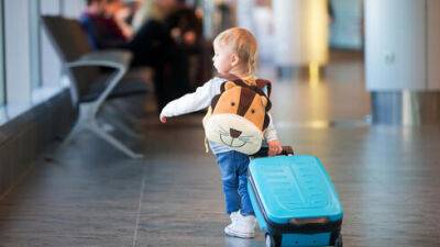 В самолете, отеле, бассейне: как оградить детей от опасностей на отдыхе - vesty.co.il - Израиль