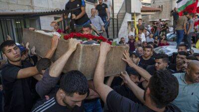 Амир Авиви - Не менее 85 человек погибли на Западном берегу реки Иордан в 2022-м - ru.euronews.com - Израиль - Палестина