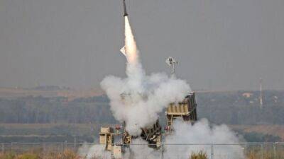 Израильские военные наносят удары по сектору Газа в ответ на ракетные обстрелы со стороны джихадистов - fokus-vnimaniya.com - Израиль - Россия