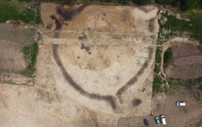 В Чехии археологи нашли сооружение, старше египетских пирамид - korrespondent.net - Украина - Чехия - Прага