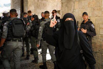 Защитники Аль-Аксы выборочно реагировали на «осквернение мечети» - news.israelinfo.co.il - Восточный Иерусалим