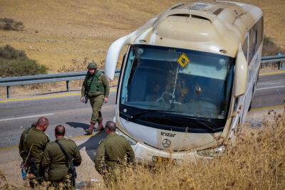 Один из напавших на автобус террористов - гражданин Израиля из Дждейде-Макер - news.israelinfo.co.il - Израиль - Палестина - Из