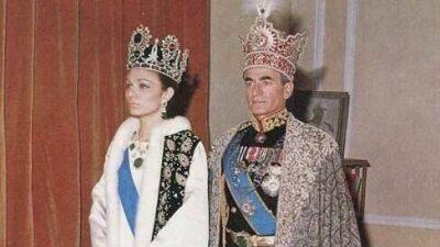 Мантия последней императрицы Ирана тайно доставлена в Израиль из Тегерана - vesty.co.il - Израиль - Иерусалим - Иран - Тегеран