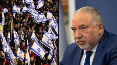 Яир Лапид - Мансур Аббас - Беня Ганц - Либерман: "Мы не пойдем на митинги с палестинским флагами" - vesty.co.il - Израиль