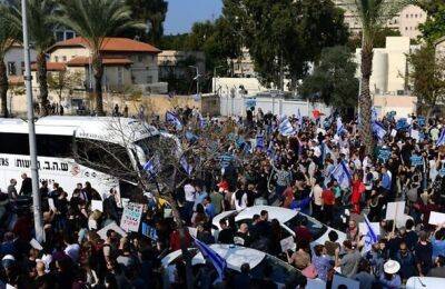 Сотни работников IT-сферы вышли на протесты в Тель-Авиве проти в судебной реформы - nashe.orbita.co.il - Тель-Авив
