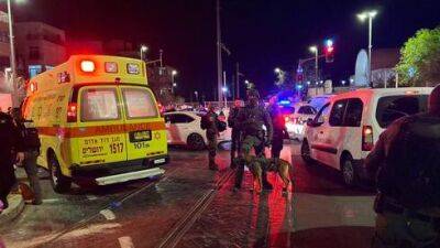 Яаков Шабтай - Террорист открыл огонь возле синагоги в Иерусалиме: есть убитые и раненые - vesty.co.il - Израиль - Иерусалим