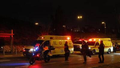 Третий теракт за сутки: огонь открыт по ресторану на перекрестке Альмог - vesty.co.il - Израиль - Иерусалим - Украина - Восточный Иерусалим
