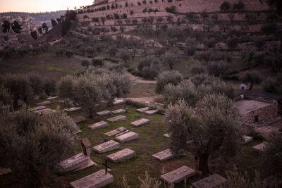 Позор Израиля: погром на иерусалимском кладбище, где похоронен Оскар Шиндлер - news.israelinfo.co.il - Израиль - Иерусалим - Германия - Jerusalem