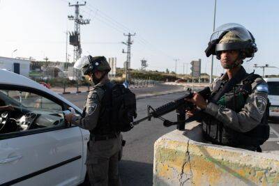 Попытка автомобильного теракта в Самарии: ранены двое солдат - news.israelinfo.co.il - Иерусалим - Восточный Иерусалим - Давид