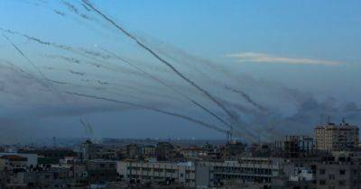 Джавад Абу-Шамал - Боевики ХАМАС совершили массированную ракетную атаку на израильский город Ашкелон (ВИДЕО) - dsnews.ua - Израиль - Ашкелон - Украина - Хамас - Ашкелон