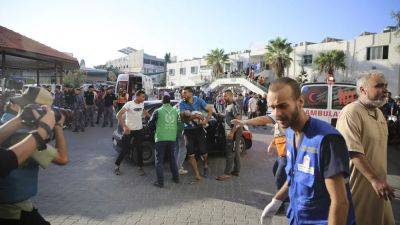 Энтони Блинкен - Тысячи людей покидают Газу, опасаясь наземной операции Израиля - ru.euronews.com - Израиль - Сша - Вашингтон - Газу