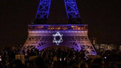 Жеральд Дарманен - Во Франции запретили антиизраильские демонстрации и приставили охрану к депутатам-евреям - fokus-vnimaniya.com - Израиль - Франция - Париж - Президент
