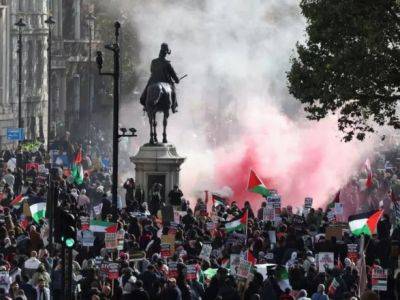 В Великобритании тысячи людей вышли на акции протеста в поддержку Палестины в Великобритании - unn.com.ua - Израиль - Палестина - Нью-Йорк - Сша - Вашингтон - Украина - Лондон - Англия - Киев - штат Флорида