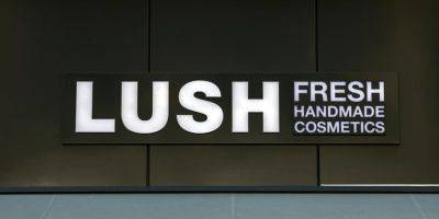 «Бойкот Израилю»: бренд LUSH попытался оправдаться из-за вывески на витрине своего магазина - detaly.co.il - Израиль - Сша - Англия - Ирландия - Дублин - Из