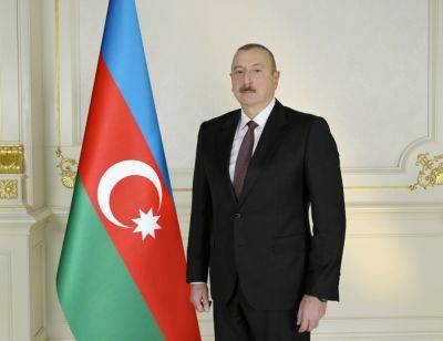 Ильхам Алиев - Алиев - Президент Ильхам Алиев поднял Государственный флаг Азербайджана в городе Ходжавенд - trend.az - Азербайджан - Президент
