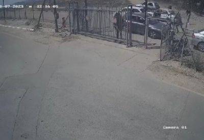 Видеть и не верить: 150 террористов у ворот Беэри - mignews.net - Беэри