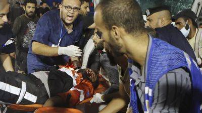 "Нас ждёт абсолютная катастрофа": больницы Газы переполнены - ru.euronews.com - Израиль - Египет