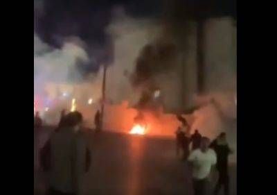 Протестующие в Иордании атаковали посольство Израиля (ВИДЕО) - trend.az - Израиль - Иордания - Амман