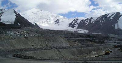Садыр Жапаров - В Кыргызстане назвали чистую прибыли рудника "Кумтор" за прошлый год - trend.az - Сша - Киргизия - Президент