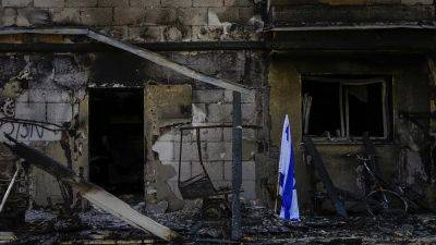 Война Израиля против ХАМАС: удары по северу сектора Газа усиливаются - ru.euronews.com - Израиль - Иран - Сирия - Ливан - Дамаск - Газа