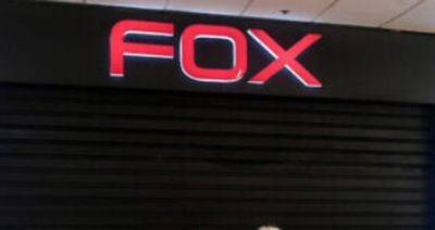 Ритейлер модной одежды Fox уволит до 50% сотрудников на фоне войны с ХАМАСом - mignews.net - Тель-Авив