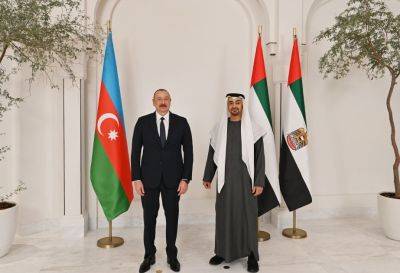 Ильхам Алиев - шейх Мухаммед - Президент Ильхам Алиев - Алиев - Президент Ильхам Алиев позвонил Президенту Объединенных Арабских Эмиратов - trend.az - Эмираты - Азербайджан - Президент