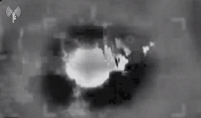 ЦАХАЛ мощно бомбит позиции Хизбаллы - новое видео - mignews.net - Израиль - Ливан - Видео