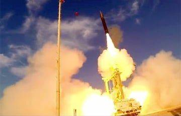 Defense Express: Израиль впервые применил внеатмосферную систему ПРО Arrow 3 - charter97.org - Израиль - Сша - Белоруссия - Йемен - Эйлат