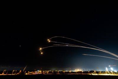 Ракетный обстрел из Газы на юге и в центре Израиля - news.israelinfo.co.il - Израиль - Тель-Авив - Газы