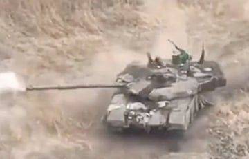 Андрей Руденко - Денис Казанский - Российские пропагандисты выдали горящий T-90 за израильский Merkava - charter97.org - Израиль - Россия - Украина - Белоруссия