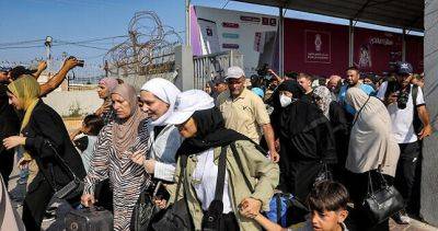 Джеймс Клеверли - Египет открыл КПП на границе с сектором Газа для эвакуации иностранцев - dialog.tj - Израиль - Палестина - Египет - Катар - Англия - Газа