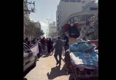 Мы окружены танками: палестинцы бегут на юг - mignews.net - Газа