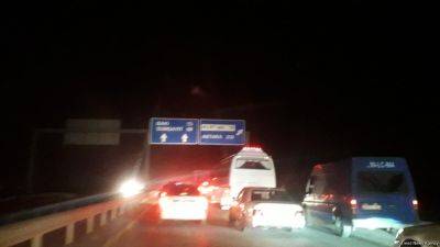На автотрассе Баку - Алят произошла цепная авария (ФОТО) - trend.az - Баку - Алят