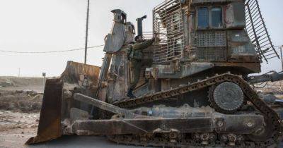 Израильские "плюшевые мишки" наступают на ХАМАС: что известно о машинах Caterpillar D9 (фото) - focus.ua - Израиль - Украина