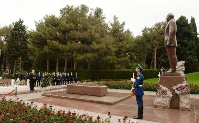 Гейдар Алиев - Президент Ирака посетил могилу великого лидера Гейдара Алиева и Аллею шехидов (ФОТО) - trend.az - Ирак - Азербайджан - Президент