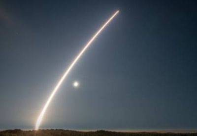 Себастьян Лекорню - Франция провела испытание стратегической баллистической ракеты - mignews.net - Франция