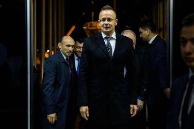 Петер Сиярто - Азербайджан - Министр иностранных дел Венгрии прибыл в Азербайджан - trend.az - Азербайджан - Венгрия