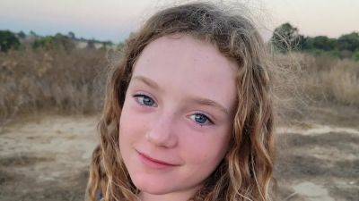 Биньямин Нетаньяху - Эмили Хэнд - 9-летняя Эмили Хэнд будет в первой группе заложников, которых освободит ХАМАС (источники) - ru.euronews.com - Израиль - Ирландия