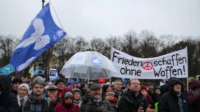 Левые политики организовали в Берлине демонстрацию за мир - svoboda.org - Россия - Германия - Украина - Берлин