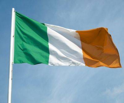 Эли Коэн - Эмили Хэнд - Коэн вызвал посла Ирландии на "ковер" после скандала из-за заложницы - mignews.net - Израиль - Ирландия