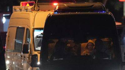 Срочная новость. ЦАХАЛ: 14 израильских заложников и трое иностранцев переданы Красному Кресту - ru.euronews.com - Израиль