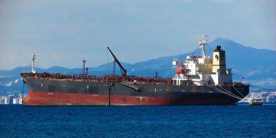 Офер Эялю - ВМС США освободили танкер, захваченный вооруженными людьми у берегов Йемена - detaly.co.il - Израиль - Россия - Сша - Индия - Вьетнам - Болгария - Йемен - Грузия - Филиппины - Сомали