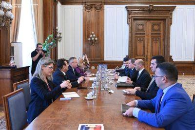 Джейхун Байрамов - Джейхун Байрамов обсудил многостороннюю повестку сотрудничества с председателем Сената Румынии - trend.az - Азербайджан - Румыния