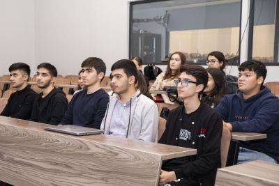 Yelo Bank провел мастер-класс для студентов UFAZ - trend.az - Азербайджан